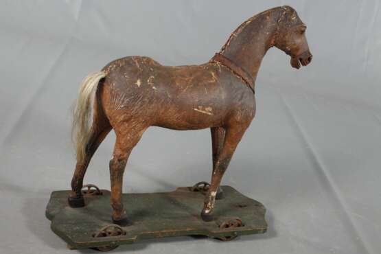 Pferd als Reittier auf Rädern - photo 4