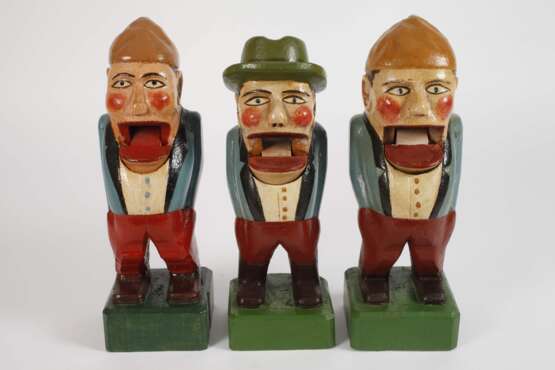 Drei Nussknacker als Deutscher Michel - photo 3 Drei Nussknacker als Deutscher Michel - photo 3