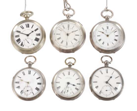 Sechs große Schlüsseluhren - фото 1