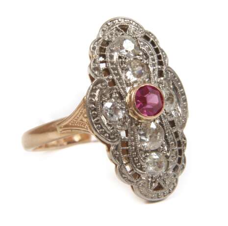 Prächtiger Ring mit Diamanten und Rubin - Foto 1