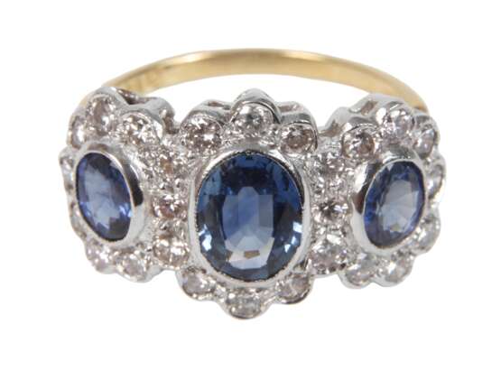 Feiner Damenring mit Saphiren und Brillanten - фото 1
