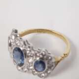 Feiner Damenring mit Saphiren und Brillanten - фото 3