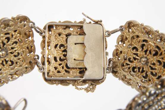 Prächtiges Armband mit Perlen und Saphiren - фото 4