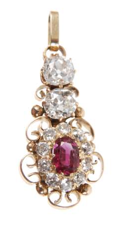 Prächtiger Anhänger mit Diamanten und Rubin - фото 1 Prächtiger Anhänger mit Diamanten und Rubin - фото 1