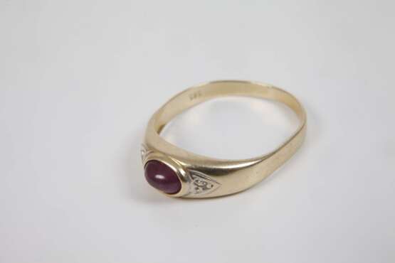 Paar Damenringe mit Rubinen - photo 2