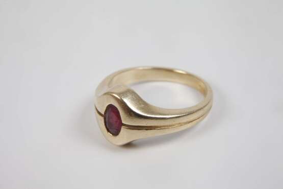 Paar Damenringe mit Rubinen - photo 3