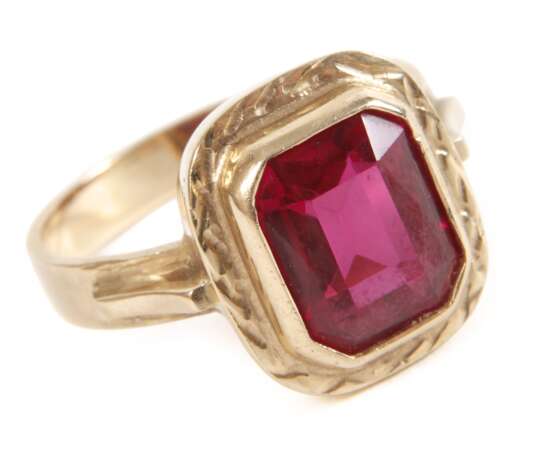 Damenring mit Steinbesatz - фото 1 Damenring mit Steinbesatz - фото 1