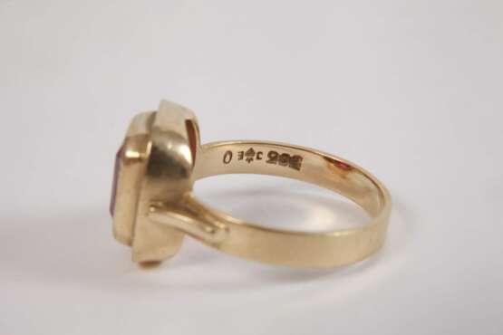 Damenring mit Steinbesatz - фото 3 Damenring mit Steinbesatz - фото 3