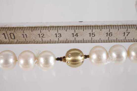 Große Perlenkette - photo 2 Große Perlenkette - photo 2