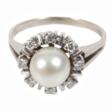Damenring mit Perle und Brillanten - Auktionspreise