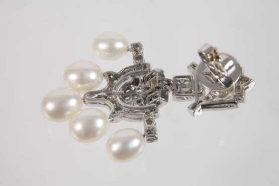 Paar Ohrhänger mit Perlen und Brillanten - photo 3