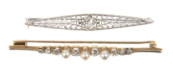 Zwei Broschen mit Diamanten und Perlen - photo 1 Zwei Broschen mit Diamanten und Perlen - photo 1
