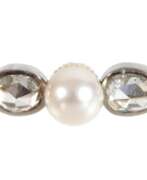 Übersicht. Stabbrosche mit Perle und Diamanten
