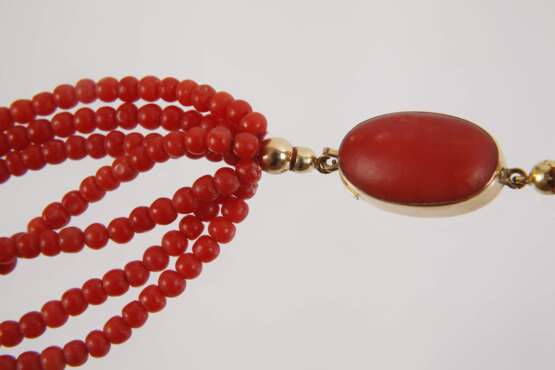 Mehrreihige Korallenkette - photo 3 Mehrreihige Korallenkette - photo 3