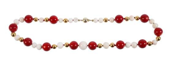 Korallenkette - фото 1 Korallenkette - фото 1