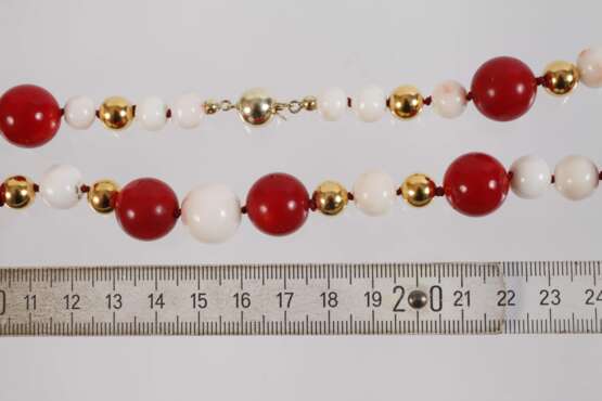 Korallenkette - фото 2 Korallenkette - фото 2