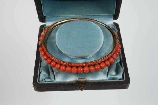 Armreif mit Korallen - photo 2