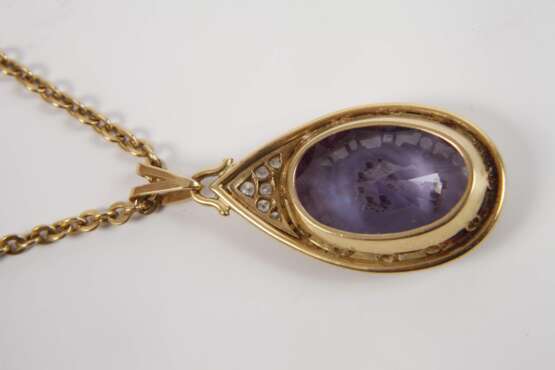 Anhänger mit Steinbesatz und Brillanten - photo 2