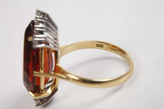Damenring mit Citrin und Brillanten - фото 2 Damenring mit Citrin und Brillanten - фото 2