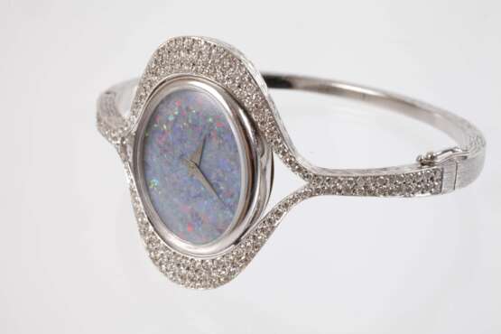 Schmuckuhr mit Edelopal und Brillanten - фото 2