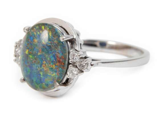 Damenring mit Edelopal und Brillanten - фото 1