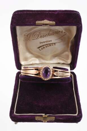 Historismusarmreif mit Amethyst und Saatperlen - фото 3 Historismusarmreif mit Amethyst und Saatperlen - фото 3