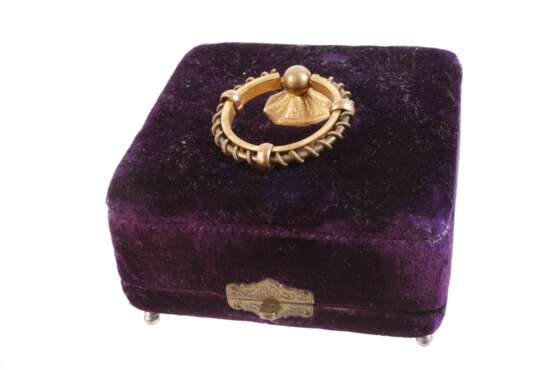 Historismusarmreif mit Amethyst und Saatperlen - фото 4 Historismusarmreif mit Amethyst und Saatperlen - фото 4