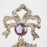 Schleifenbrosche mit Amethysten und Diamanten - photo 2