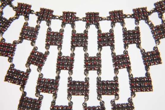 Aufwendiges Granatcollier Art déco - photo 2