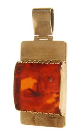 Großer Bernsteinanhänger - photo 1 Großer Bernsteinanhänger - photo 1