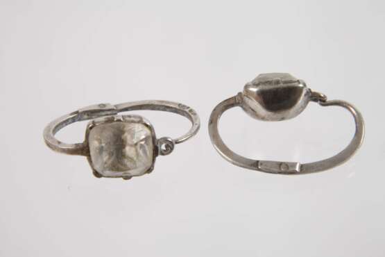 Drei Paar Biedermeier-Ohrringe - photo 2 Drei Paar Biedermeier-Ohrringe - photo 2