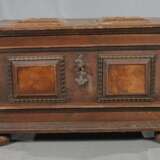 Kleine Renaissancetruhe - photo 2