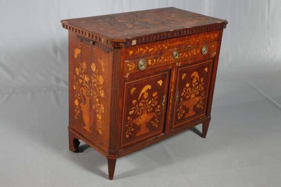 Verwandlungsmöbel Holland - photo 4