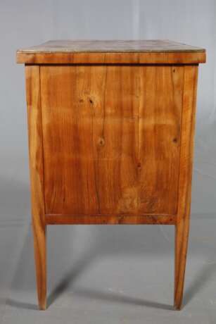 Kleine Empirekommode - photo 4