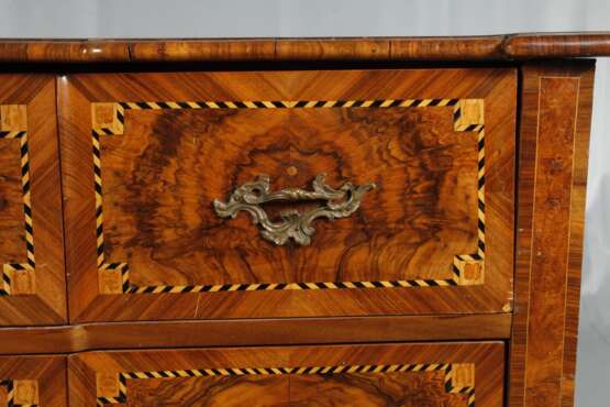 Klassizistische Kommode - photo 3