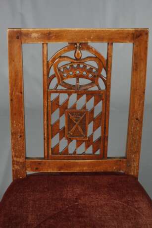 Satz von vier klassizistischen Stühlen - фото 1 Satz von vier klassizistischen Stühlen - фото 1