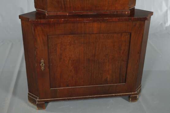 Eckvitrine Biedermeier - фото 3 Eckvitrine Biedermeier - фото 3