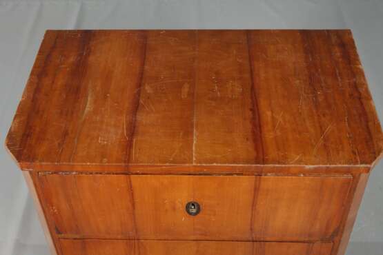 Kleine Kommode Biedermeier - фото 4 Kleine Kommode Biedermeier - фото 4