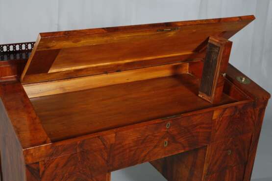 Kleiner Schreibtisch Biedermeier - фото 3