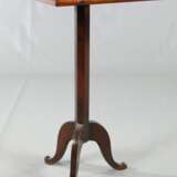 Beistelltisch mit Architekturszene - photo 2