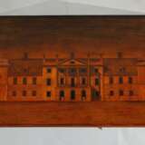 Beistelltisch mit Architekturszene - photo 3