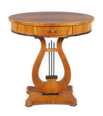 Kleiner Lyratisch Biedermeier - фото 1