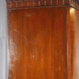 Wäscheschrank im Empirestil - photo 6