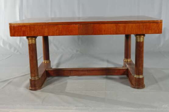 Großer Esstisch im Empirestil - Foto 3 Großer Esstisch im Empirestil - Foto 3