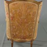 Ohrenbackensessel im Louis-seize-Stil - Foto 5