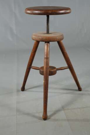 Hoher Arbeitshocker - фото 3 Hoher Arbeitshocker - фото 3