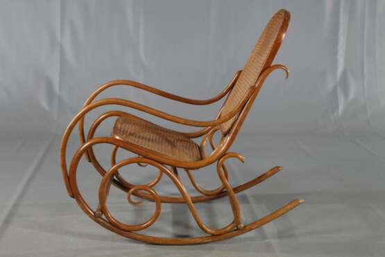 Schaukelstuhl Thonet - фото 4 Schaukelstuhl Thonet - фото 4