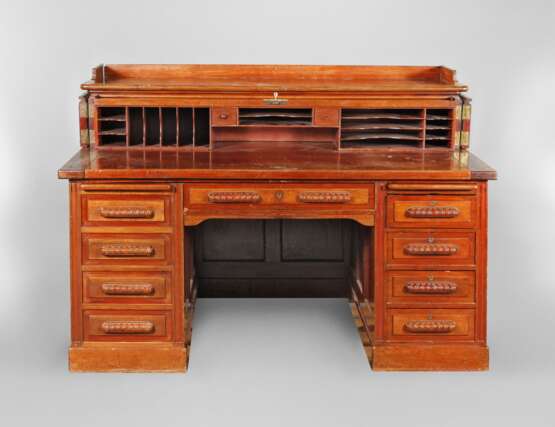 Großer Kontor-Schreibtisch - фото 1 Großer Kontor-Schreibtisch - фото 1