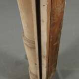 Vier Holzsäulen - Foto 4
