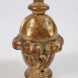 Konvolut vergoldete Schnitzereien - Foto 4